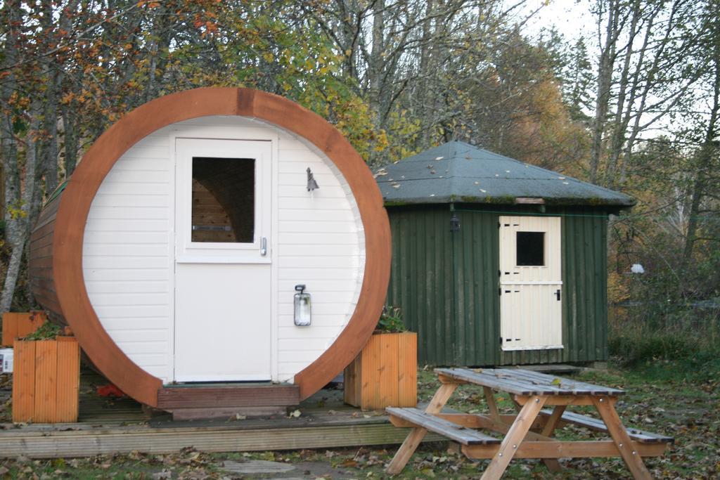 Bcc Lochness Hostel Pods Bearnock Exteriör bild